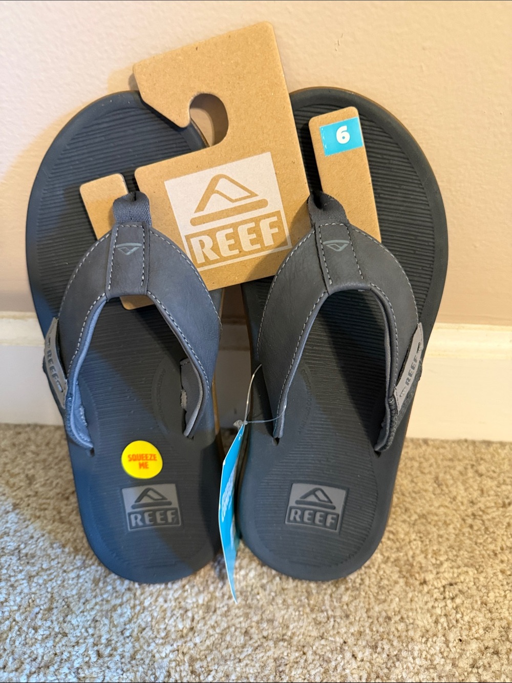 Reef Men's Dark Gray Flip-Flop Sandals